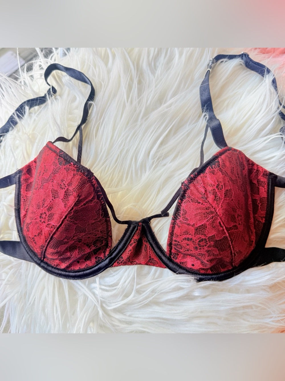 Victoria’s Secret Strappy Cage Lined Demi Bra Red Black Lace 34D